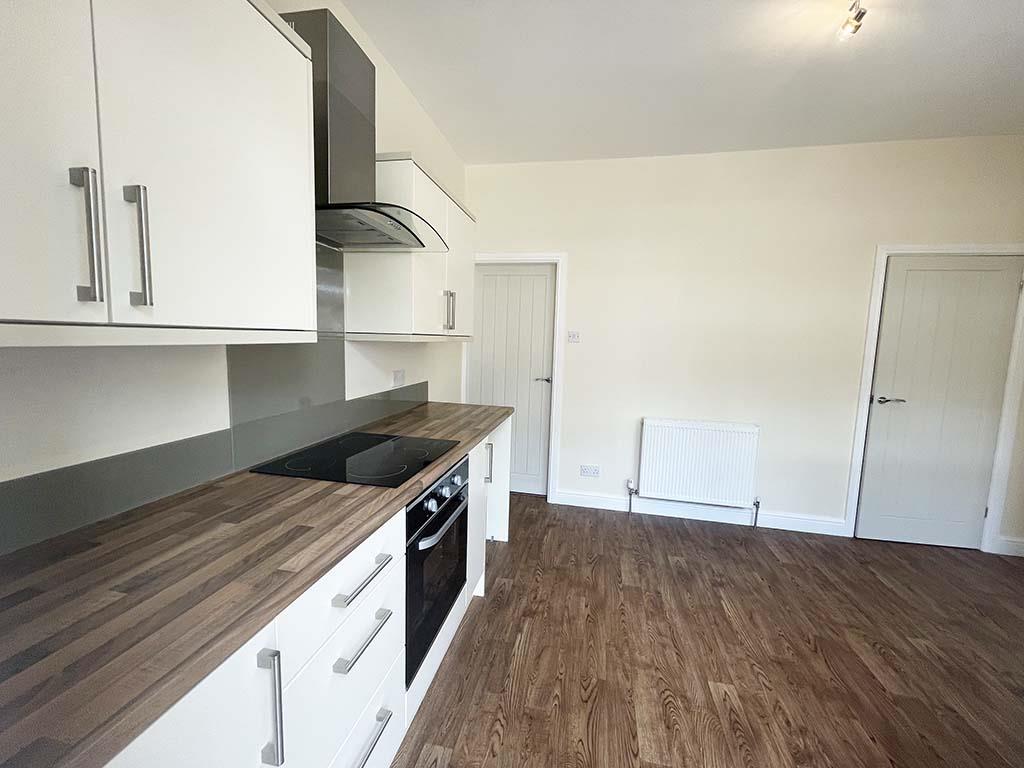 2 bedroom mid terrace house Let Agreed in Barnoldswick - IMG_4886.jpg